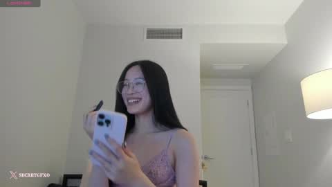 Angela online show from February 4, 2025, 8:56 am