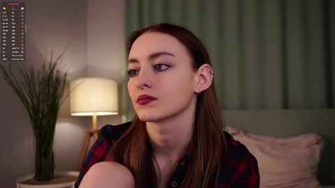 Snapshot of secrethustle chatting on January 8, 2026, 11:34 am Lily online show from January 8, 2026, 11:34 am