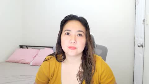 Snapshot of secretlover010101 chatting on February 17, 2025, 5:04 am MILAN online show from February 17, 2025, 5:04 am