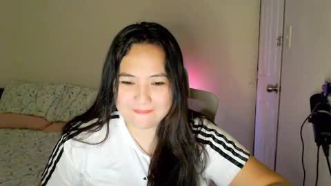 Snapshot of secretlover010101 chatting on June 18, 2026, 1:39 am MILAN online show from June 18, 2026, 1:39 am