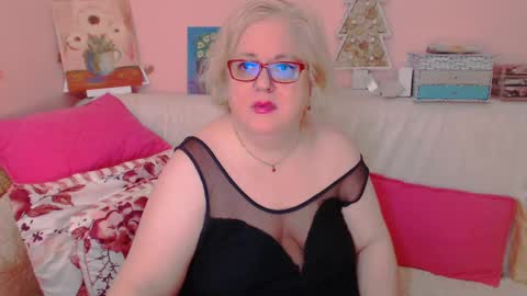Snapshot of secretloverbbw chatting on February 12, 2025, 9:11 pm Alice online show from February 12, 2025, 9:11 pm
