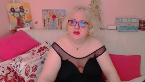 Snapshot of secretloverbbw chatting on October 16, 2025, 7:59 pm Alice online show from October 16, 2025, 7:59 pm