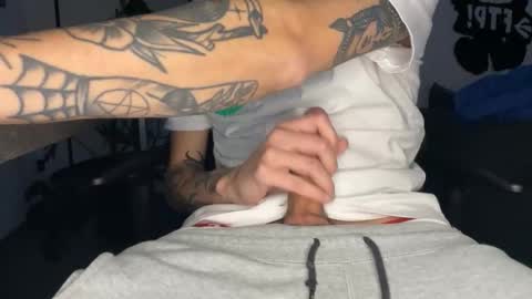 Snapshot of secretlust96 chatting on November 13, 2025, 10:30 pm secretlust96 online show from November 13, 2025, 10:30 pm