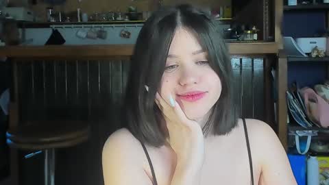 Snapshot of secretqueen_x chatting on February 6, 2025, 7:02 am Anna online show from February 6, 2025, 7:02 am
