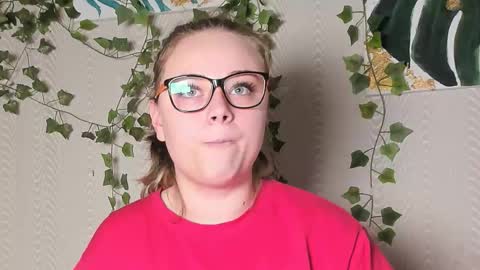 seductive_she_wolf online show from November 2, 2025, 6:43 pm