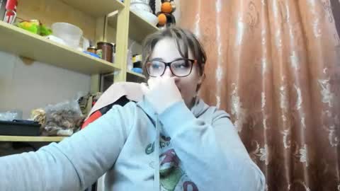 seductive_she_wolf online show from March 8, 2026, 4:22 pm