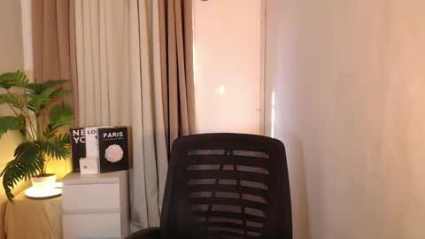 Deluxe online show from February 6, 2026, 7:45 am