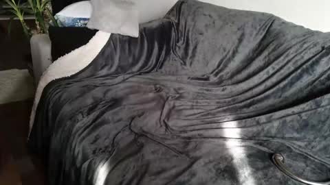 Snapshot of seeme1923 chatting on February 10, 2025, 12:08 pm seeme1923 online show from February 10, 2025, 12:08 pm