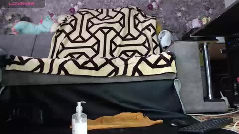 Snapshot of seexysweetie chatting on November 2, 2025, 10:06 am Angie online show from November 2, 2025, 10:06 am