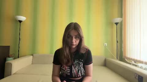 Snapshot of selanara chatting on June 13, 2026, 11:08 am Arienna online show from June 13, 2026, 11:08 am
