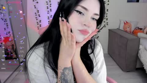 Selena  online show from January 23, 2025, 5:02 am