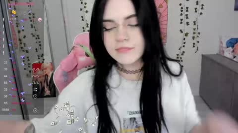 Selena  online show from February 11, 2025, 5:05 am