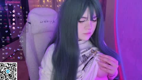 Selena  online show from April 7, 2026, 5:41 am