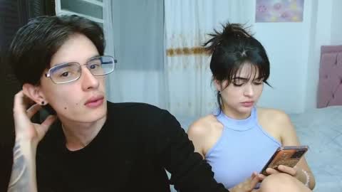 Selena  Andress online show from September 17, 2025, 9:55 am