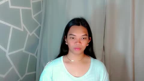 Snapshot of selena_fuckdoll chatting on February 28, 2026, 11:17 pm Selena online show from February 28, 2026, 11:17 pm