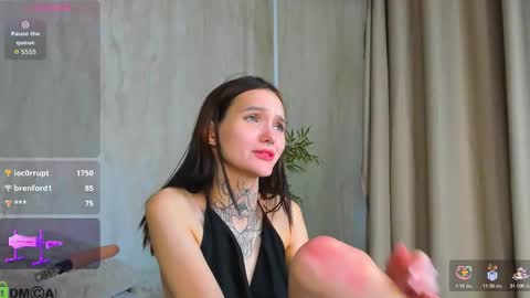 Selena online show from February 20, 2026, 6:26 am