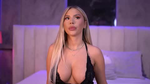 Selena online show from January 9, 2026, 9:56 am