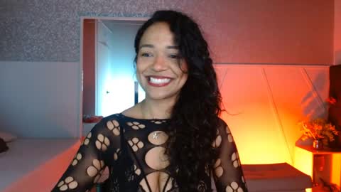 Snapshot of selene_bubble chatting on June 8, 2026, 2:06 pm Selene online show from June 8, 2026, 2:06 pm