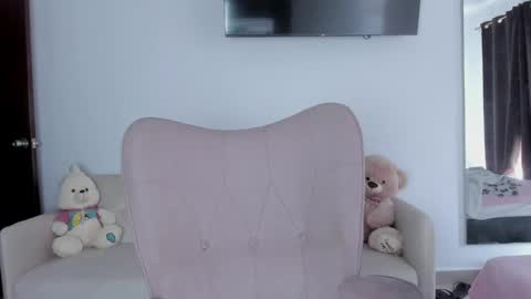 Alejandra  online show from April 10, 2026, 2:55 pm