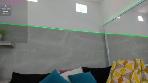 selene online show from February 17, 2026, 6:58 pm