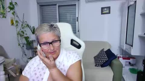 Selenna online show from May 26, 2026, 5:20 pm