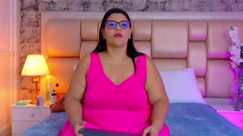 Selenna Cooper online show from April 14, 2026, 11:38 am