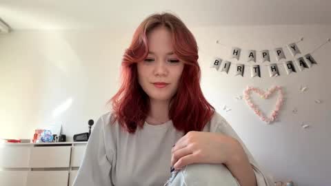 Snapshot of selmacalumag chatting on April 5, 2026, 9:06 am Lily online show from April 5, 2026, 9:06 am