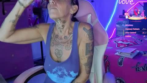 Selvaggia Del Caribe online show from March 18, 2026, 6:33 pm