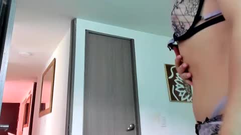 Selyn online show from October 11, 2025, 2:59 pm