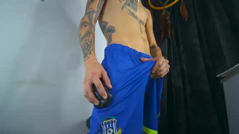 sem_alas online show from September 26, 2025, 2:15 am