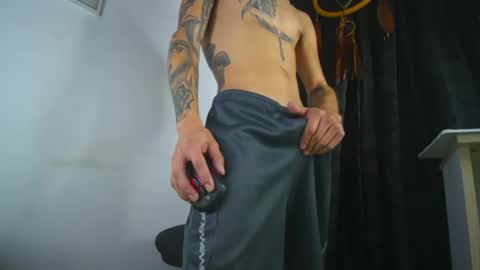 sem_alas online show from September 28, 2025, 6:19 am