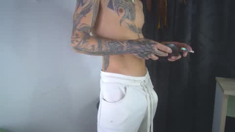 sem_alas online show from January 13, 2026, 1:11 am