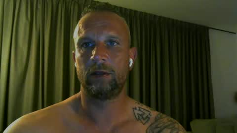 sence08 online show from June 19, 2026, 12:04 am