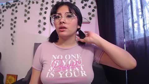 Snapshot of sensual_flame chatting on February 22, 2025, 8:31 pm Camille and sophie online show from February 22, 2025, 8:31 pm