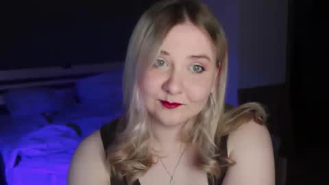 Ilona online show from May 13, 2026, 12:41 am