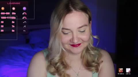 Ilona online show from May 26, 2026, 12:06 am