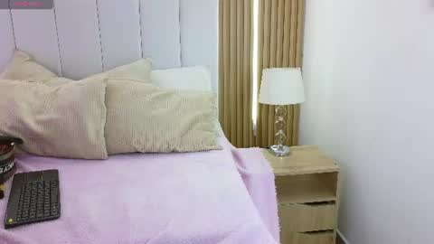 Snapshot of sensual_kim77 chatting on June 30, 2026, 12:50 pm Sensual Kim77 online show from June 30, 2026, 12:50 pm
