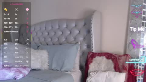 Snapshot of sensual_paradise_ chatting on April 30, 2026, 10:14 pm V online show from April 30, 2026, 10:14 pm