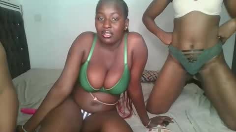 Snapshot of sensual_ria chatting on March 28, 2026, 9:58 pm sensual_ria online show from March 28, 2026, 9:58 pm
