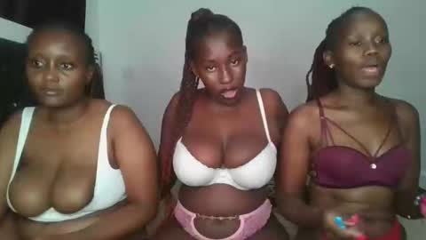 Snapshot of sensual_ria chatting on March 30, 2026, 11:50 pm sensual_ria online show from March 30, 2026, 11:50 pm