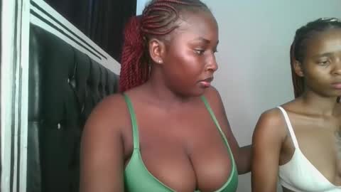 Snapshot of sensual_ria chatting on April 30, 2026, 8:09 am sensual_ria online show from April 30, 2026, 8:09 am