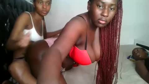 Snapshot of sensual_ria chatting on May 13, 2026, 9:55 pm sensual_ria online show from May 13, 2026, 9:55 pm