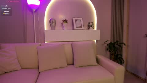 sensual_shanel online show from April 2, 2026, 2:09 am