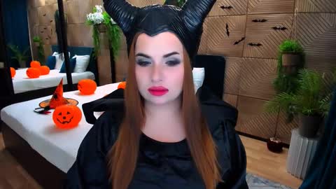 Becca online show from November 1, 2025, 1:07 am