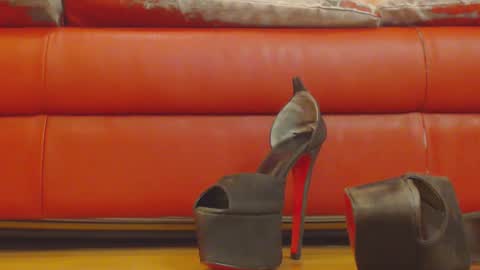 sensualmyra online show from February 21, 2025, 4:37 pm