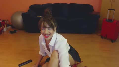 sensualmyra online show from March 1, 2026, 1:35 pm