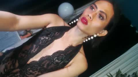 senyora_evangelista online show from April 4, 2026, 2:03 pm