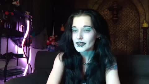 Seraphin Munster online show from September 23, 2025, 9:29 pm