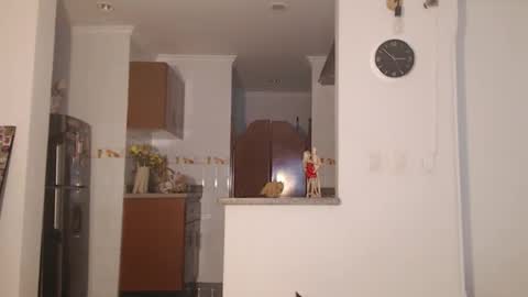 sararoussee online show from January 16, 2026, 11:20 pm