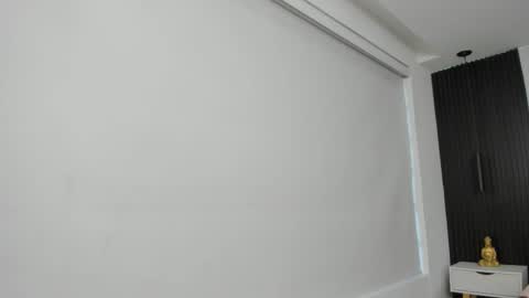 Serene online show from September 10, 2025, 12:38 pm